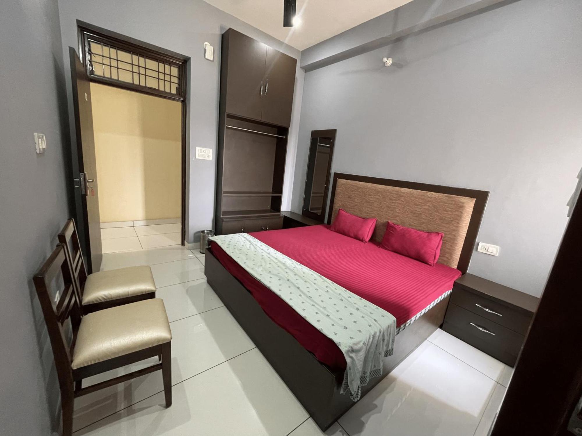 Bld Restaurant And Home Stay Деградун Екстер'єр фото